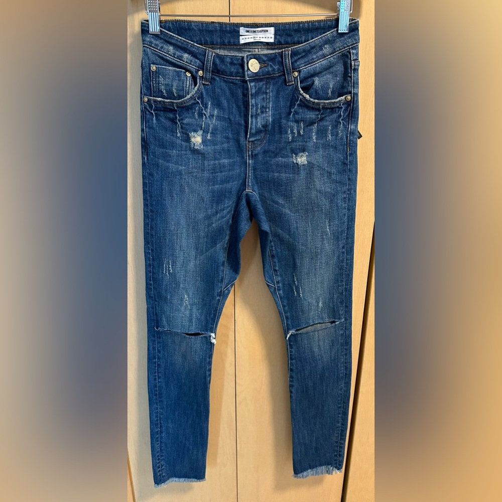 One Teaspoon Kidds Low-Waist Bow Shaped Tapered Leg Jeans with Raw Hem - NWT